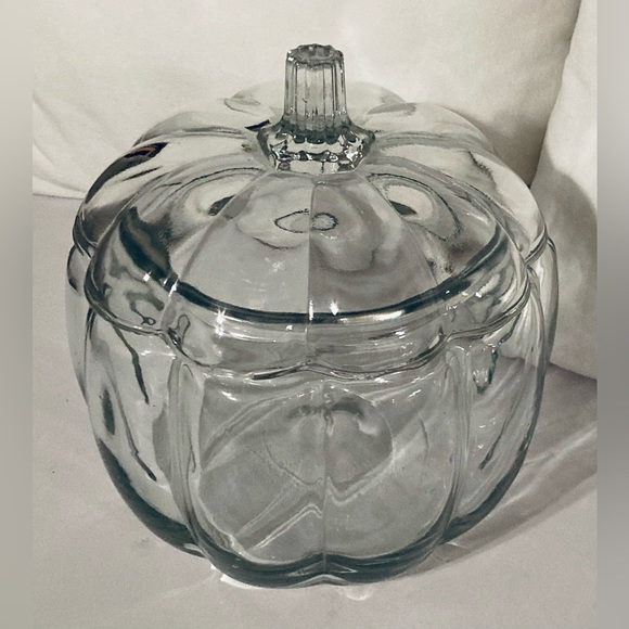 Anchor Hocking Decorative Glass Pumpkin Jar. - Picture 2 of 7